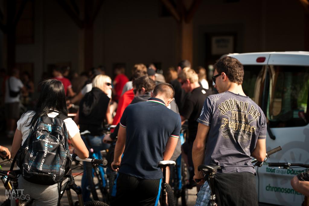 325 riders signed on for the race.