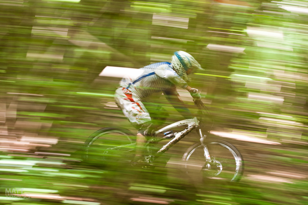 Blurry panning shot ahoy 