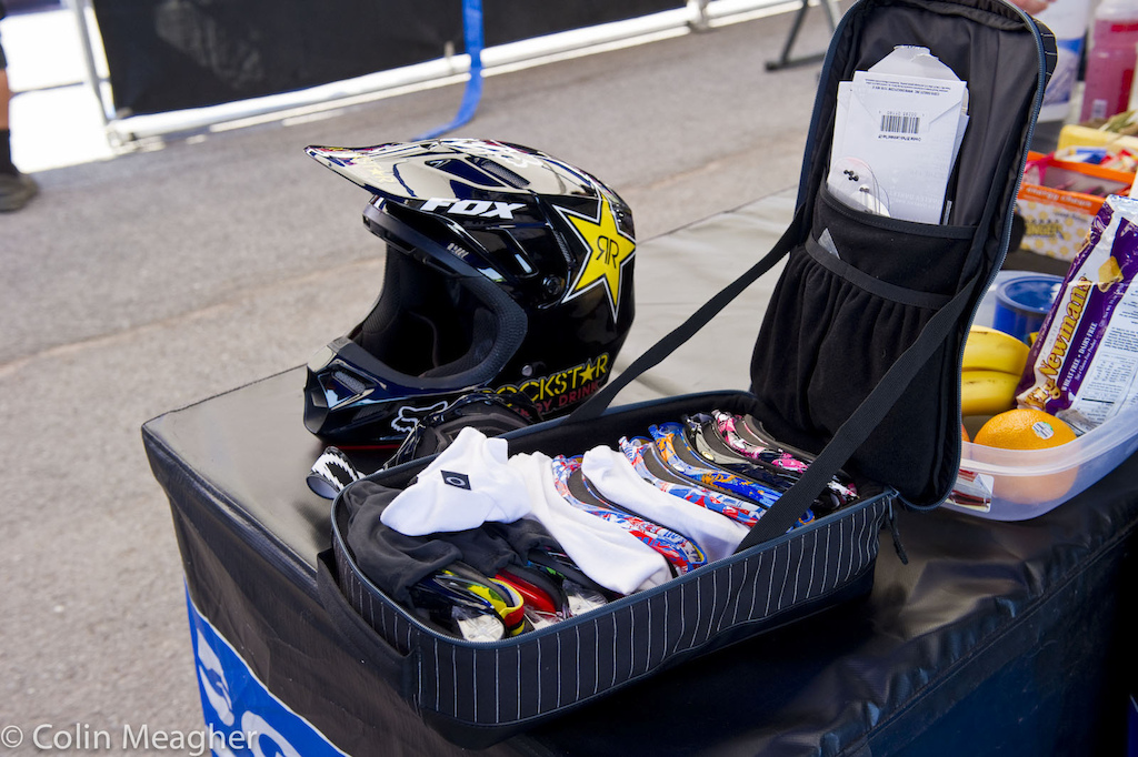 Most riders have a goggle selection of one. Danny Hart however has a different level of sponsorship. Rainbow stripes hath its privilages.