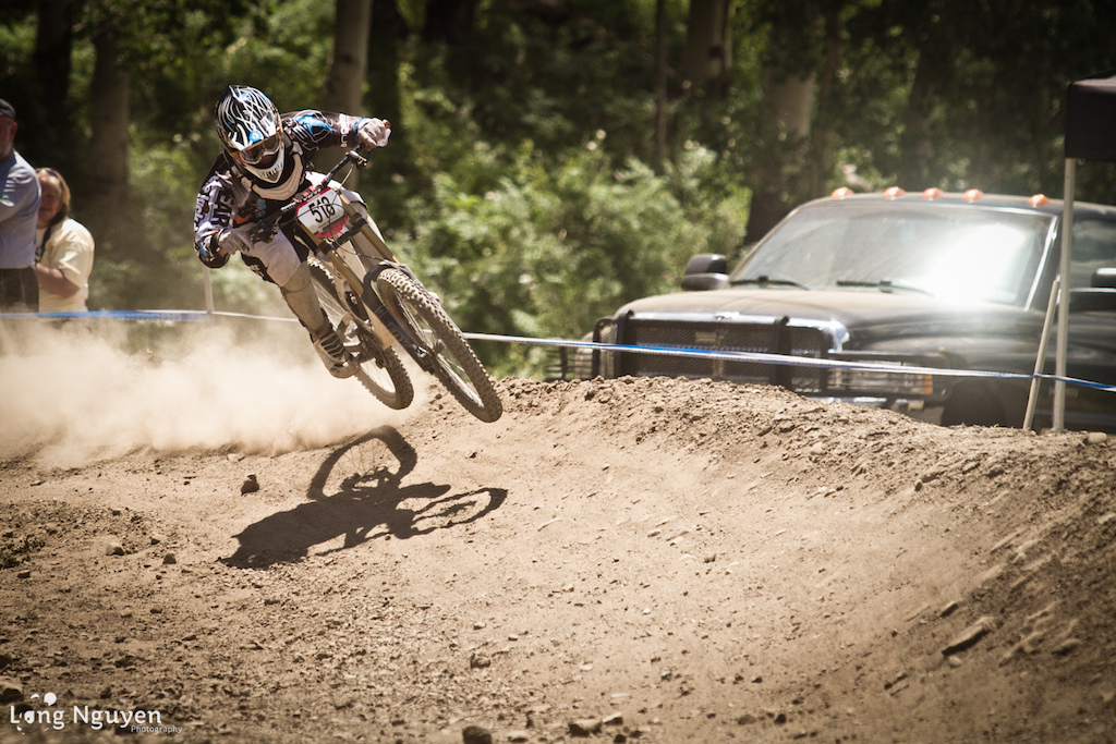Ginger Vision heads to Crested Butte
Copyright: Long Nguyen Photography