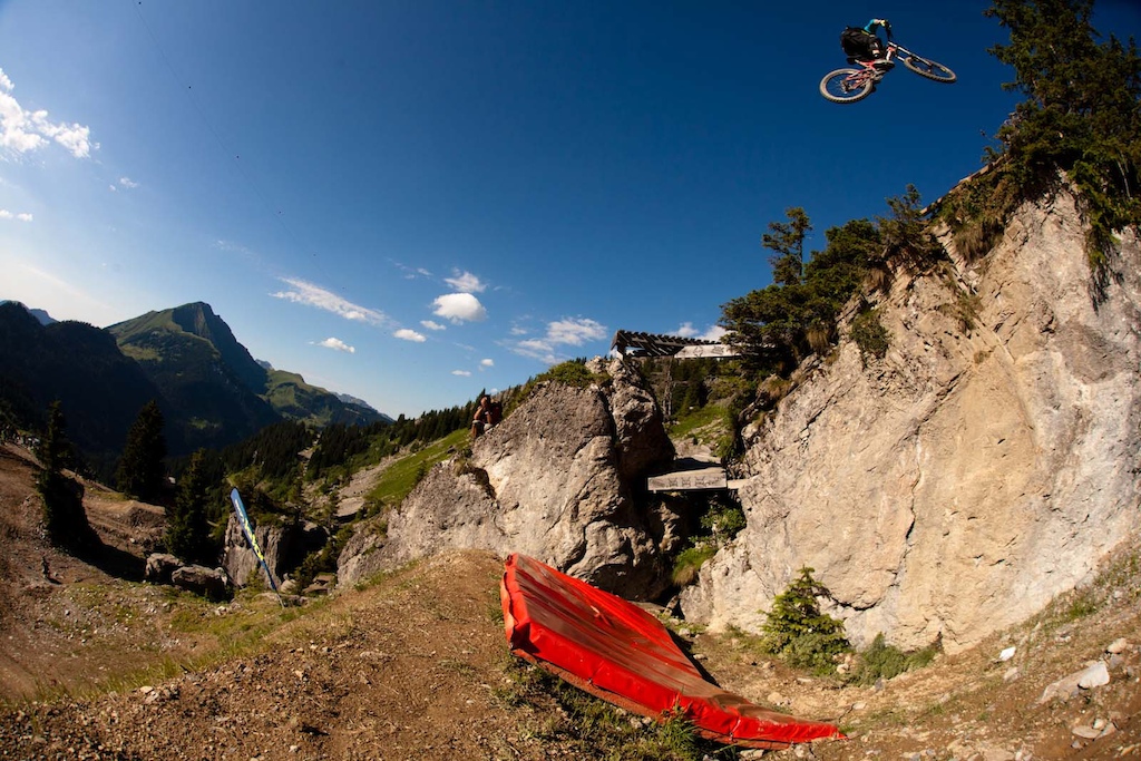 Cam Zink signature spin 