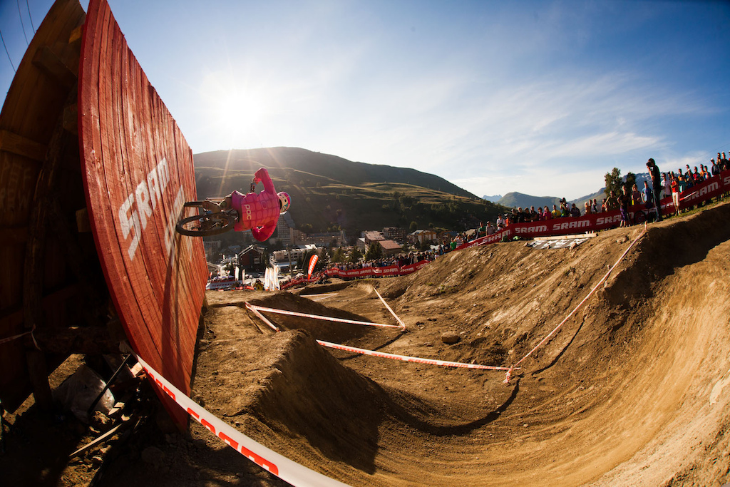 another angle on the wall ride.