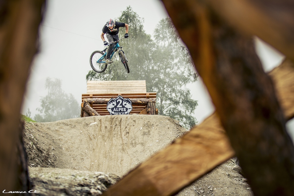 Fog started to roll in but didnt stop the steeze - Laurence CE - www.laurence-ce.com