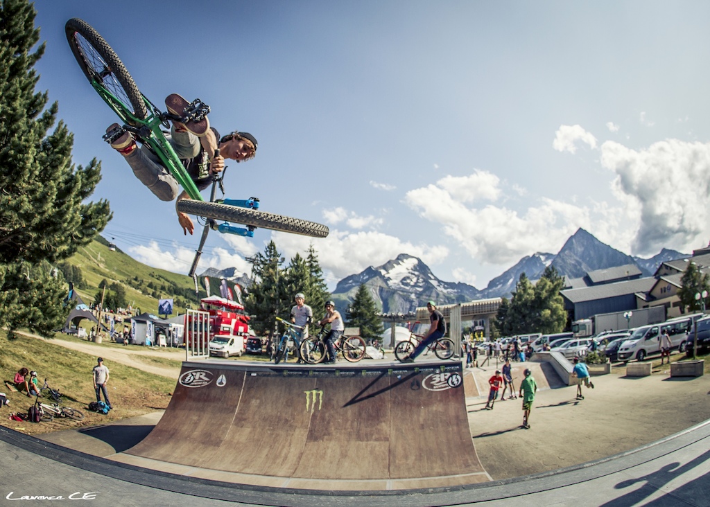 Steeze in the park - Laurence CE - www.laurence-ce.com