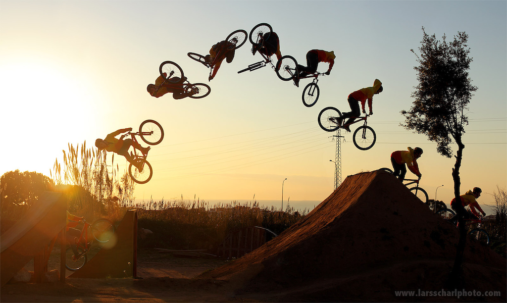Corked3Table. Session with Antti Rissanen. c by Lars Scharl