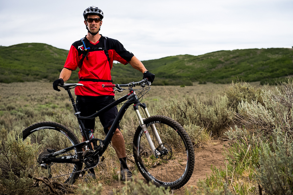 Eric Porter rides the Diamondback Sortie 29 er