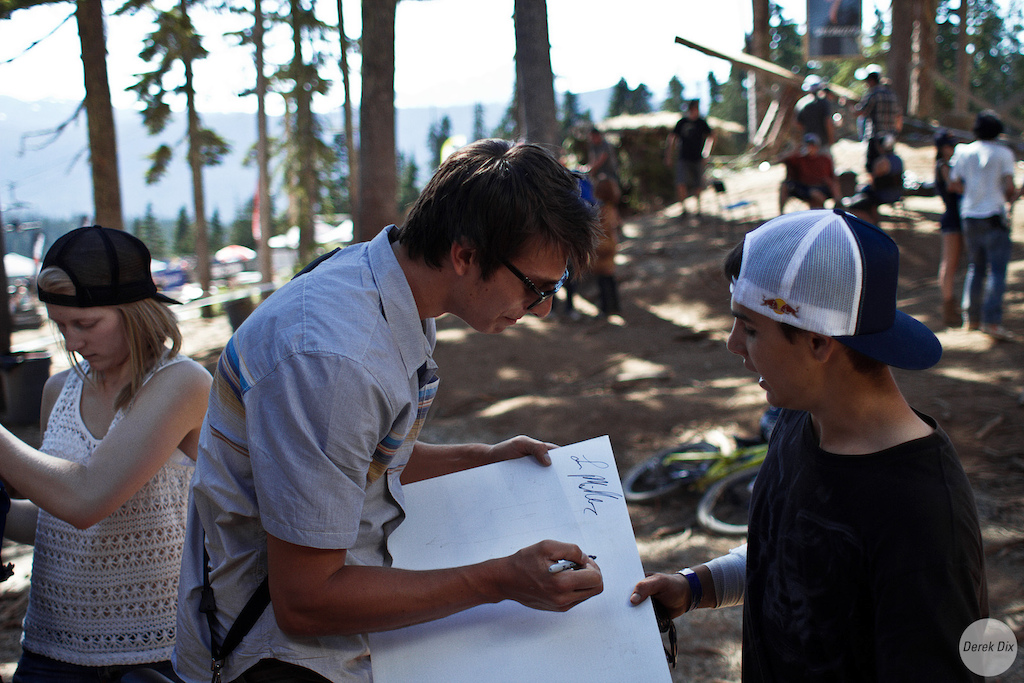 Even Anthony asks for autographs from very swaggerous guys.