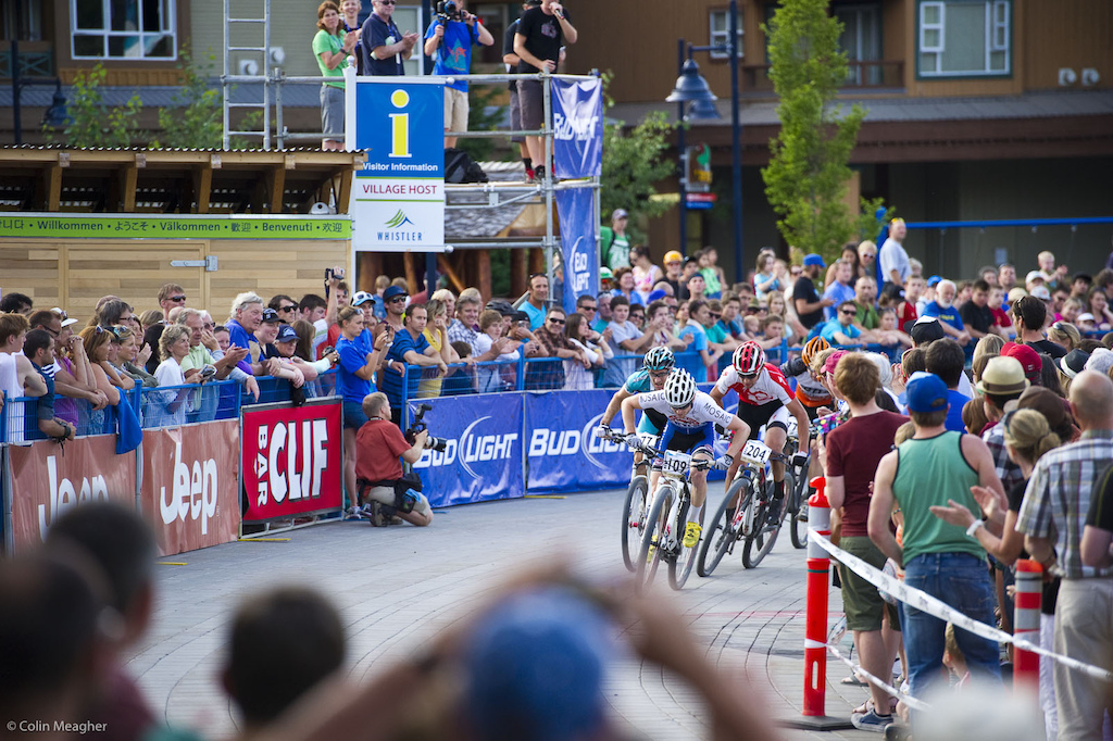 Corning and Taberlay led the pursuit but Decker had too large of a gap.