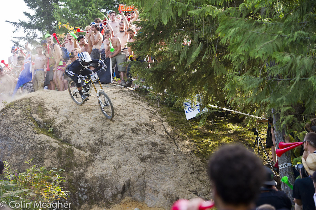 Marc Beaumont dragging bike park smoke onto the crowd at Heckler s Rock.