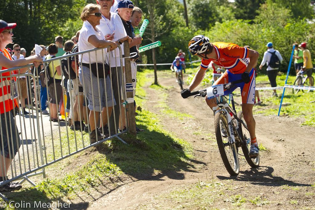 Michiel Van Der Heijden putting some muscle into it but to no avail. You see Cink back there He reeled Van Der Heijden back in within a lap.
