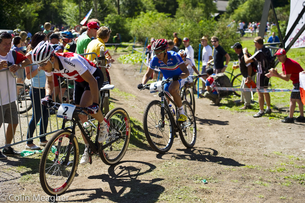 Ain t no one in that rear view mirror...Schurter and Fontana worked together to distance themselves from the chasers.