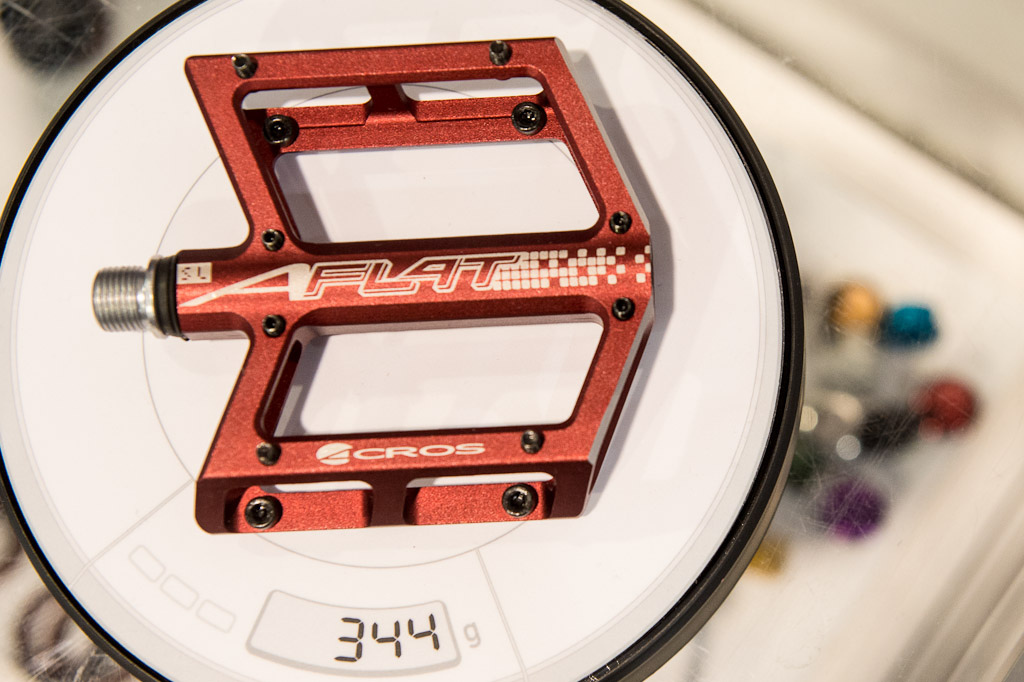 Acros has a new AFlat pedal out this one is a little smaller and lighter than last years. It s also available in a Ti spindle version that weighs in around 292 grams