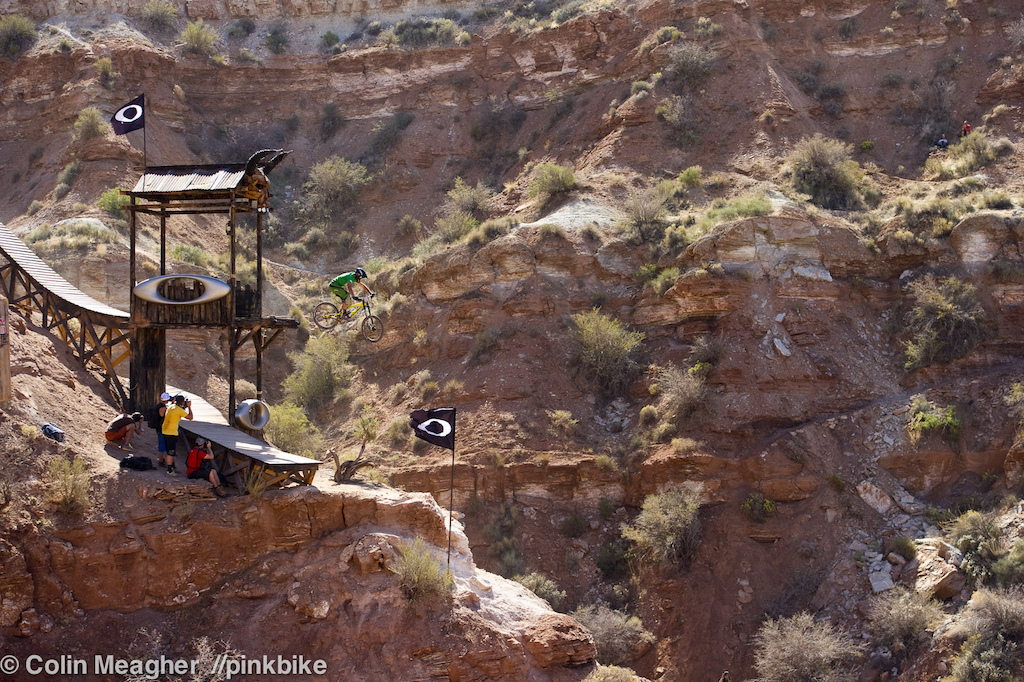 Same angle for my shot of Kinrade on the Oakley Sender as last night s practice session but real deal now qualifying. Unfortunately Kinrade one of the original big mountain riders went down on the landing and rag dolled hard.