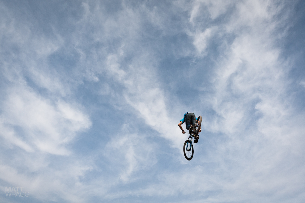 Roc D Azur 2012 dirt jumping.