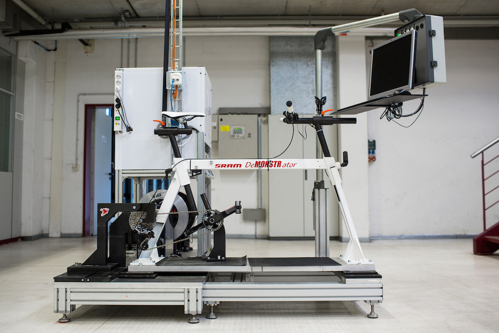 SRAM XX1 at their DTC facility in Schweinfurt Germany. Photo by Sebastian Schieck.