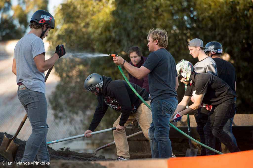 The course shut down for while for maintenance. Work goes quick with a crew like this...