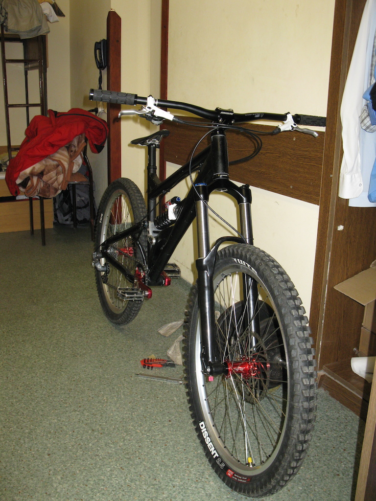 http://gp1.pinkbike.org/p5pb9408958/p5pb9408958.jpg