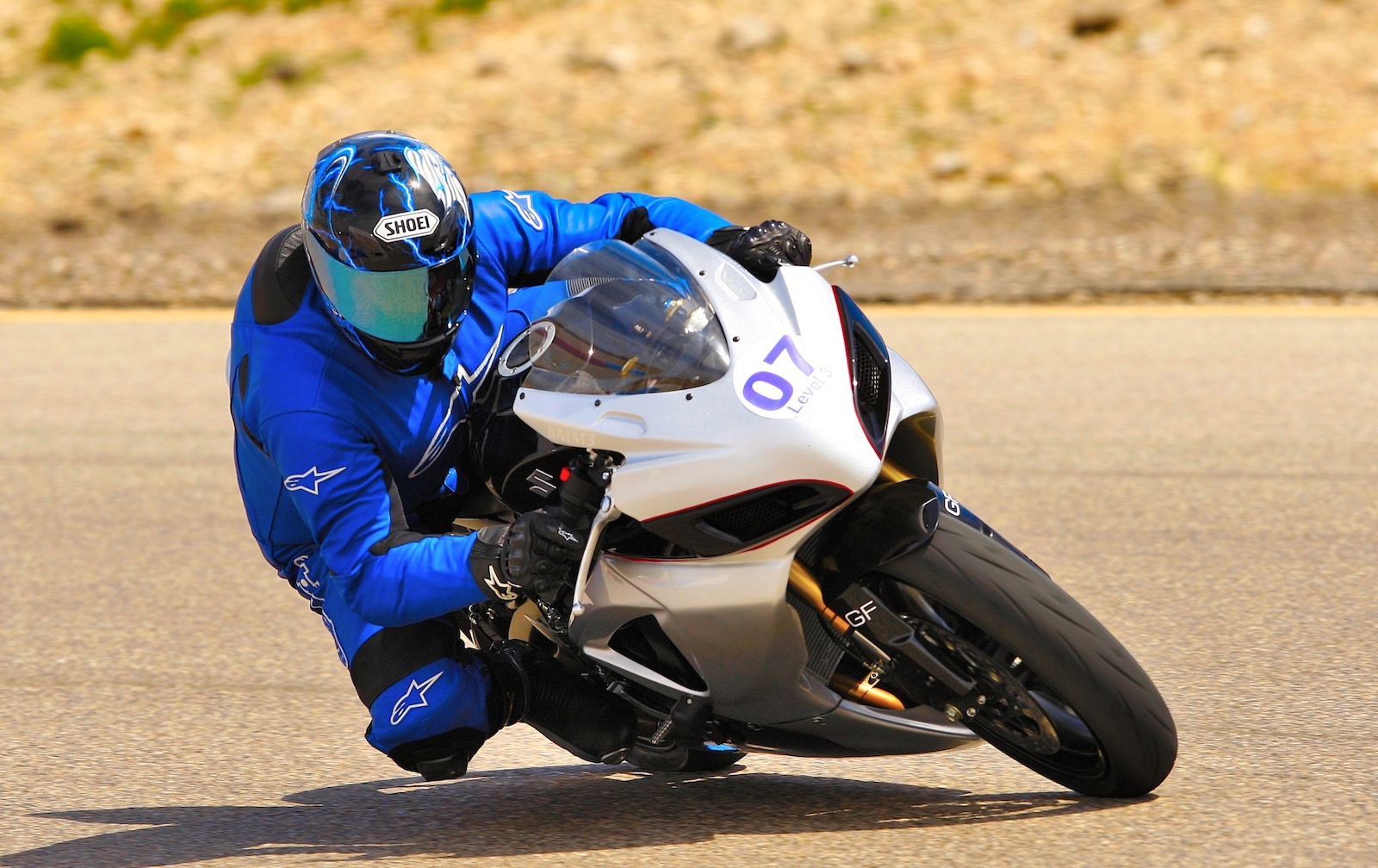 trackday on the gixxer sixxer