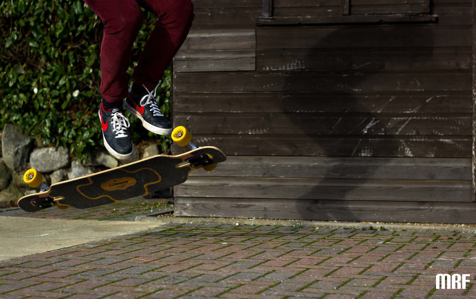Kickflip.